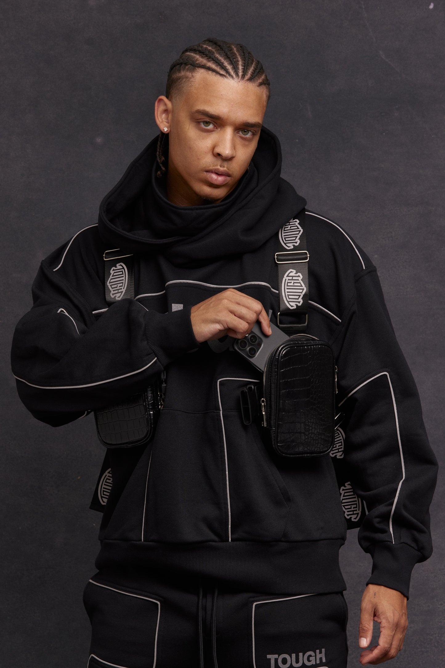 TOUGH HOLSTER- BLACK